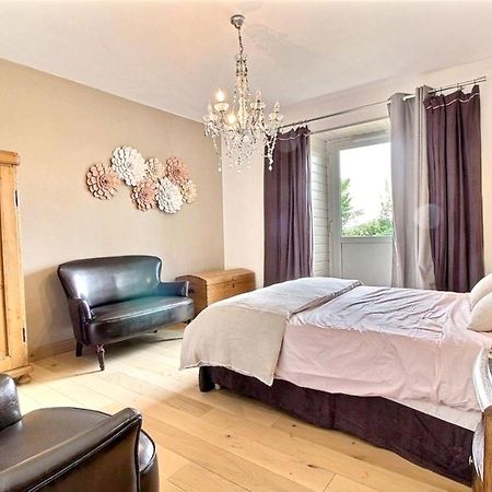 Maison Spacieuse A Plougonven Avec Jacuzzi Et Jardin מראה חיצוני תמונה