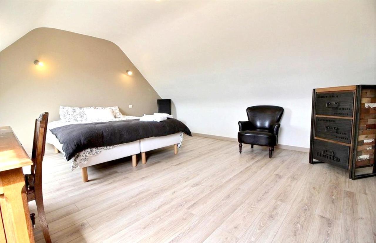 Maison Spacieuse A Plougonven Avec Jacuzzi Et Jardin מראה חיצוני תמונה