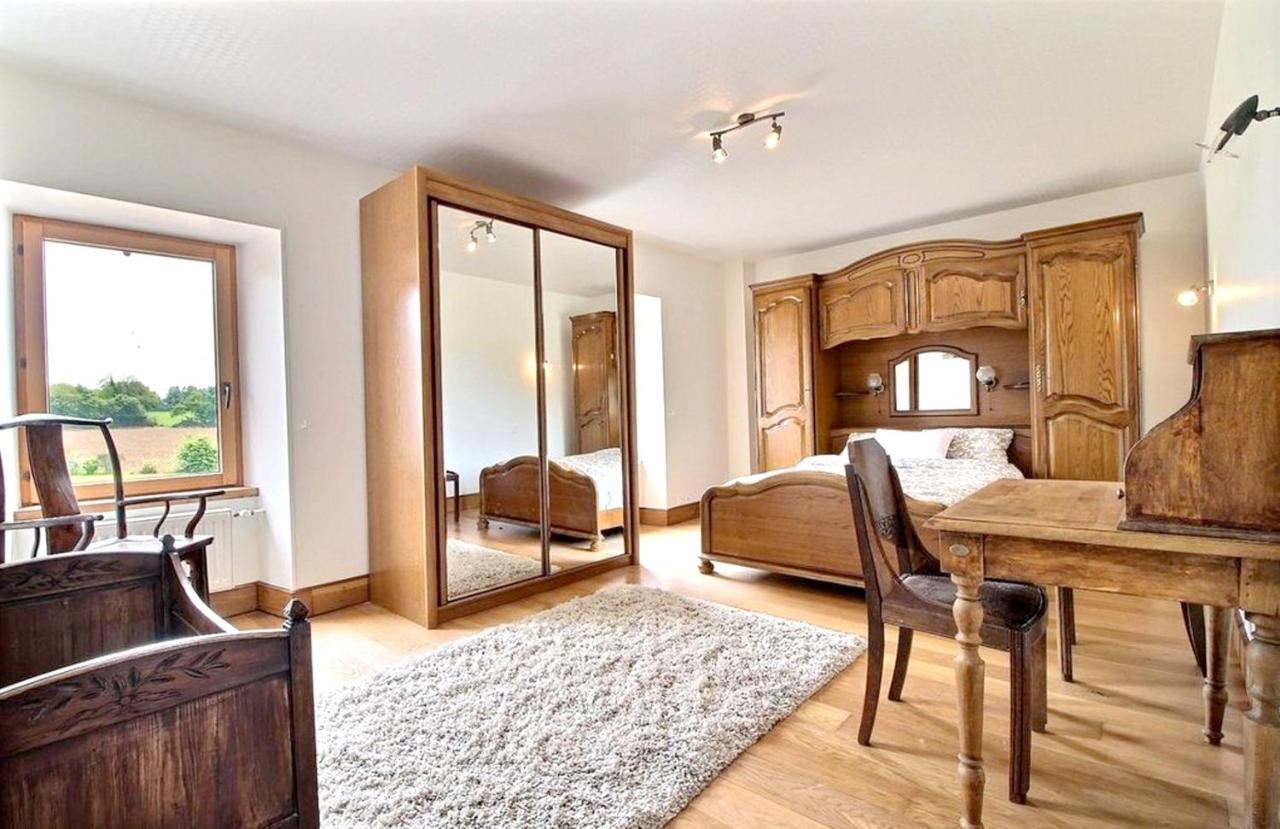 Maison Spacieuse A Plougonven Avec Jacuzzi Et Jardin מראה חיצוני תמונה