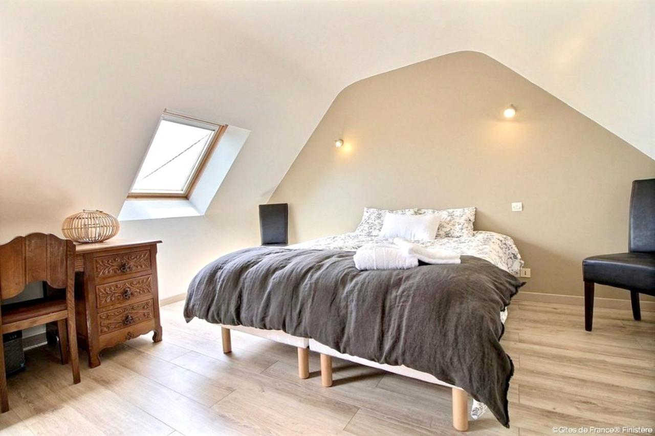 Maison Spacieuse A Plougonven Avec Jacuzzi Et Jardin מראה חיצוני תמונה