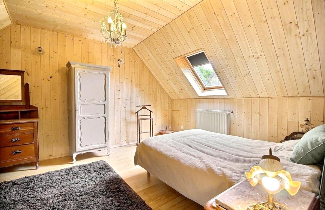 Maison Spacieuse A Plougonven Avec Jacuzzi Et Jardin מראה חיצוני תמונה